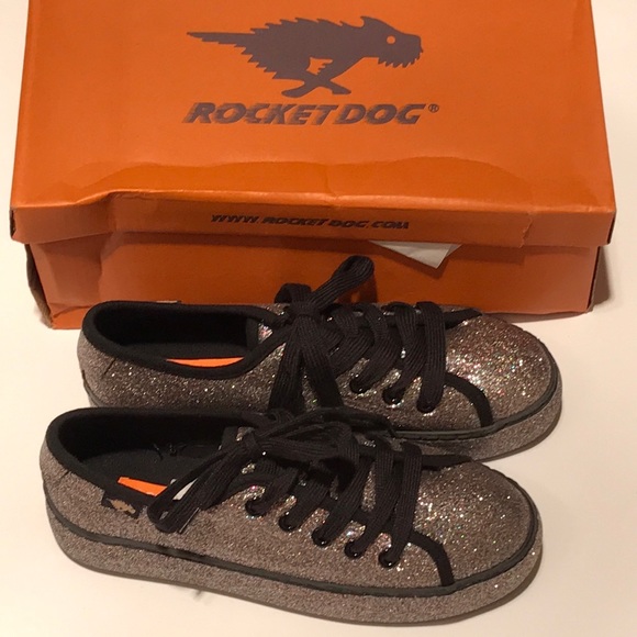 Rocket Dog Shoes - NWT Rocket dog Cosmo mistie Stardust tennis shoe 6